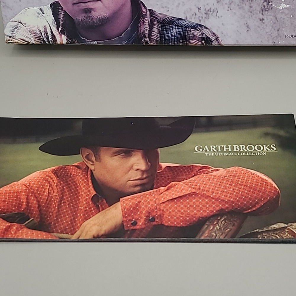 Garth Brooks The Ultimate Collection CD Set (10 Disc Set) - Picture 4 of 6
